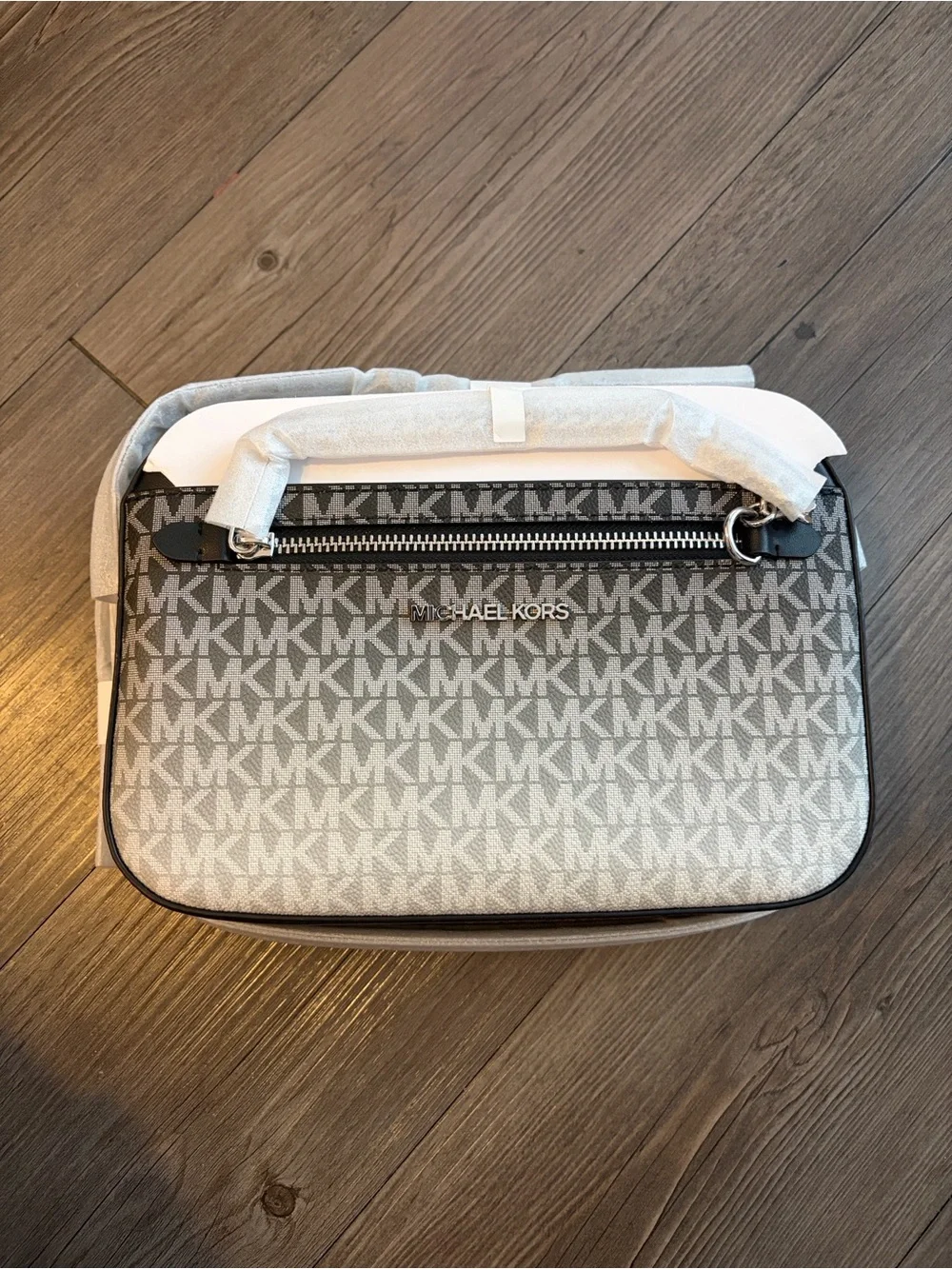Michael Kors Crossbody Bag with Black Trim BRAND NEW
